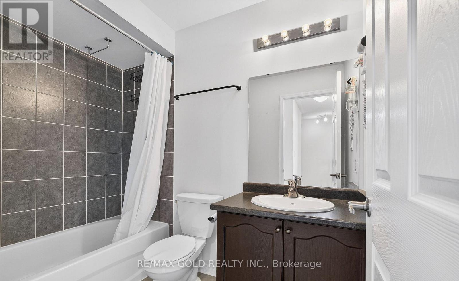846 Atwater Path Property Photo 24