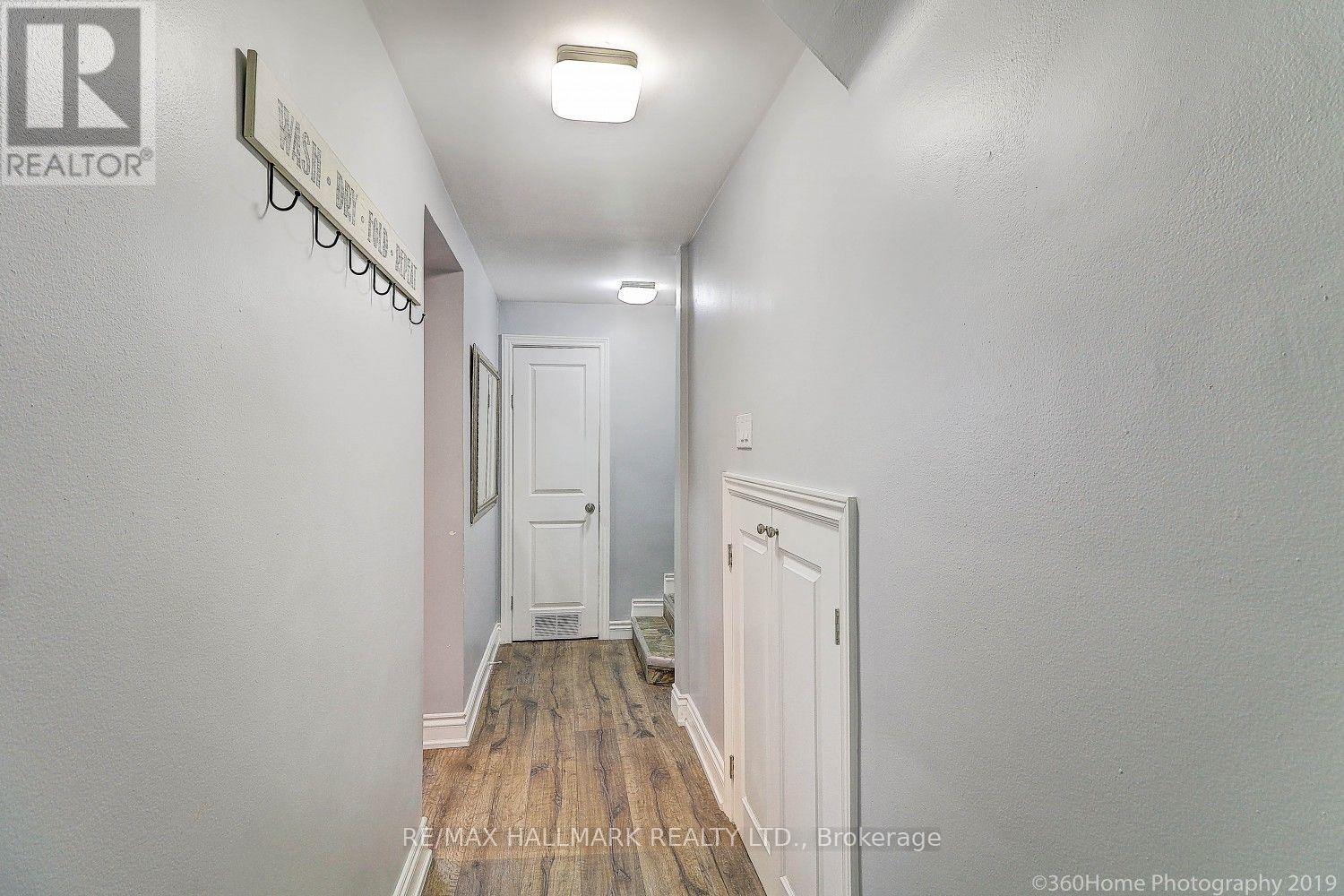 3 Cosburn Avenue Property Photo 4