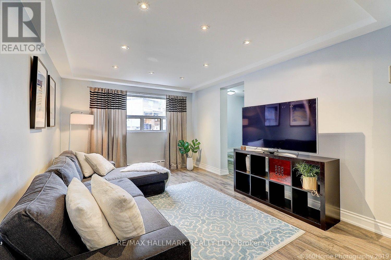 3 Cosburn Avenue Property Photo 5