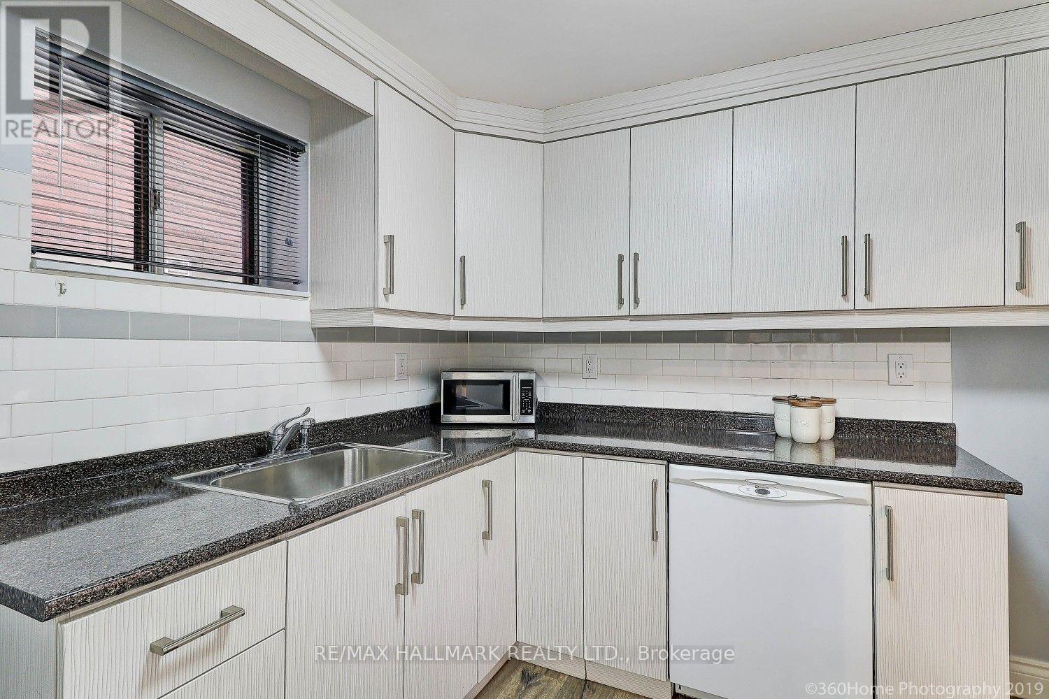 3 Cosburn Avenue Property Photo 9