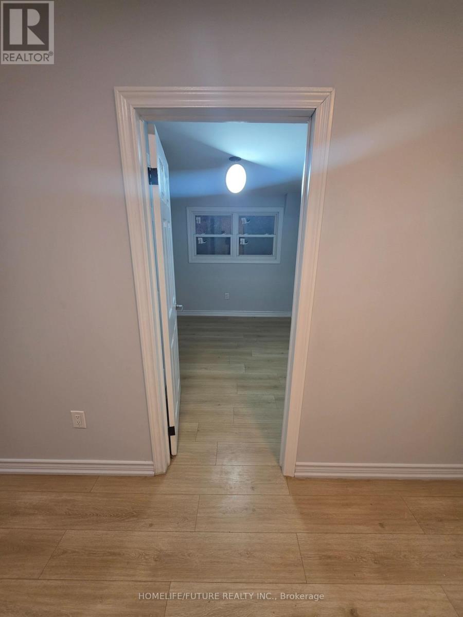 2983 Lawrence Avenue E Property Photo 18
