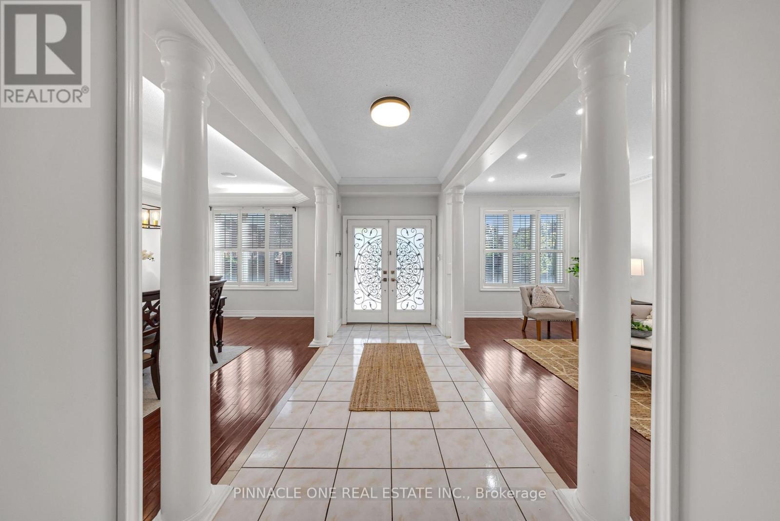 6 Dolby Crescent Property Photo 8
