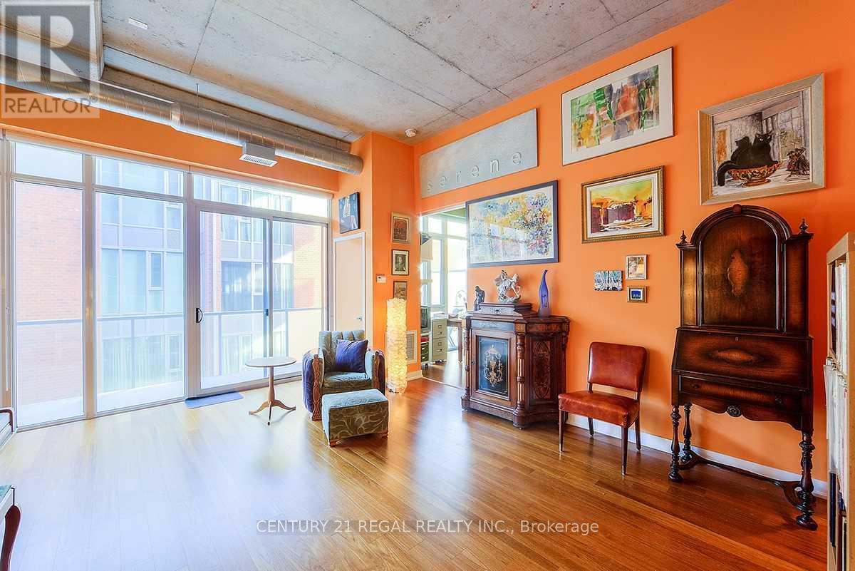 205 - 201 Carlaw Avenue Property Photo 11