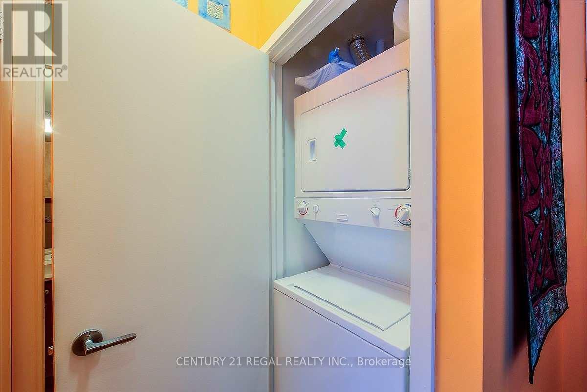 205 - 201 Carlaw Avenue Property Photo 13