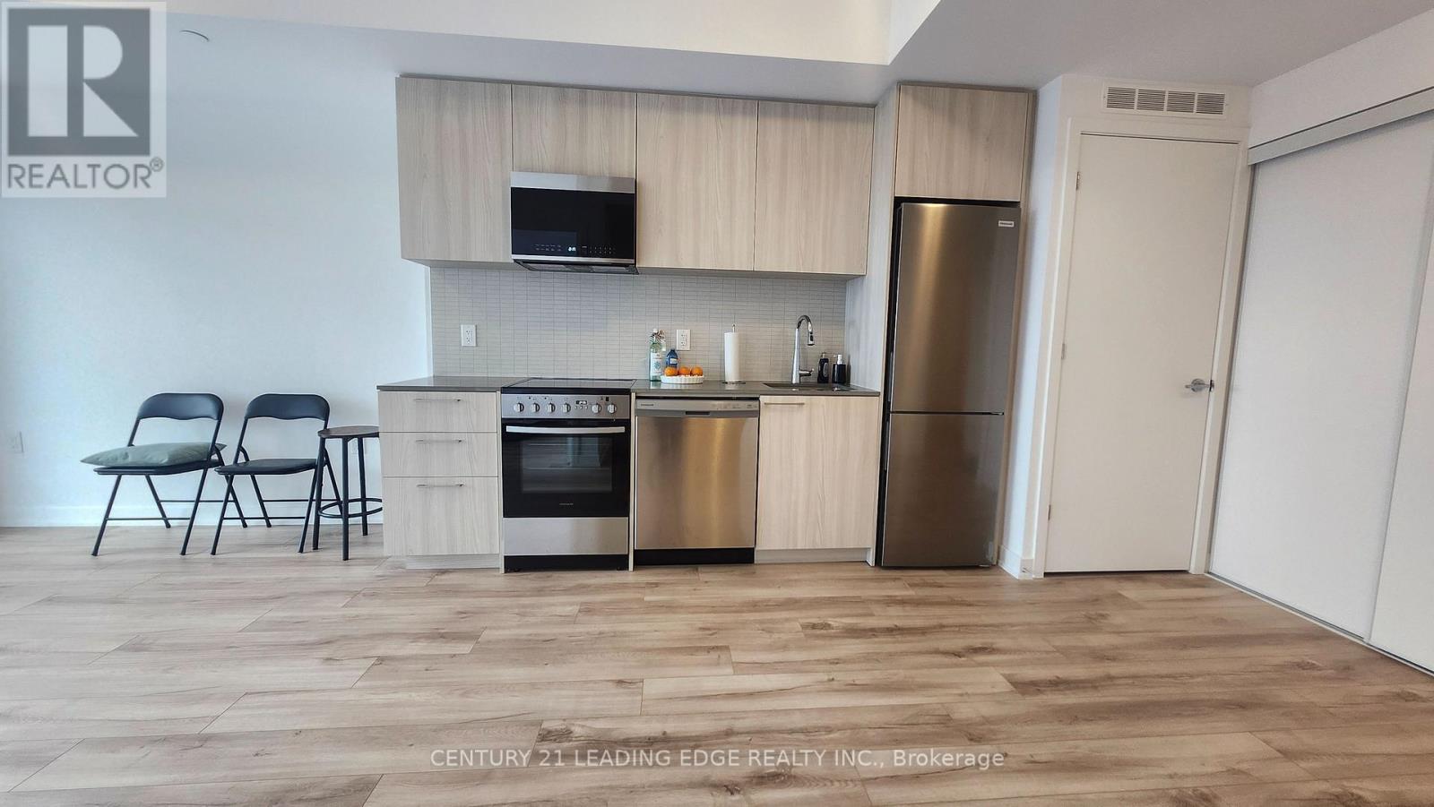710 - 7439 Kingston Road Property Photo 7