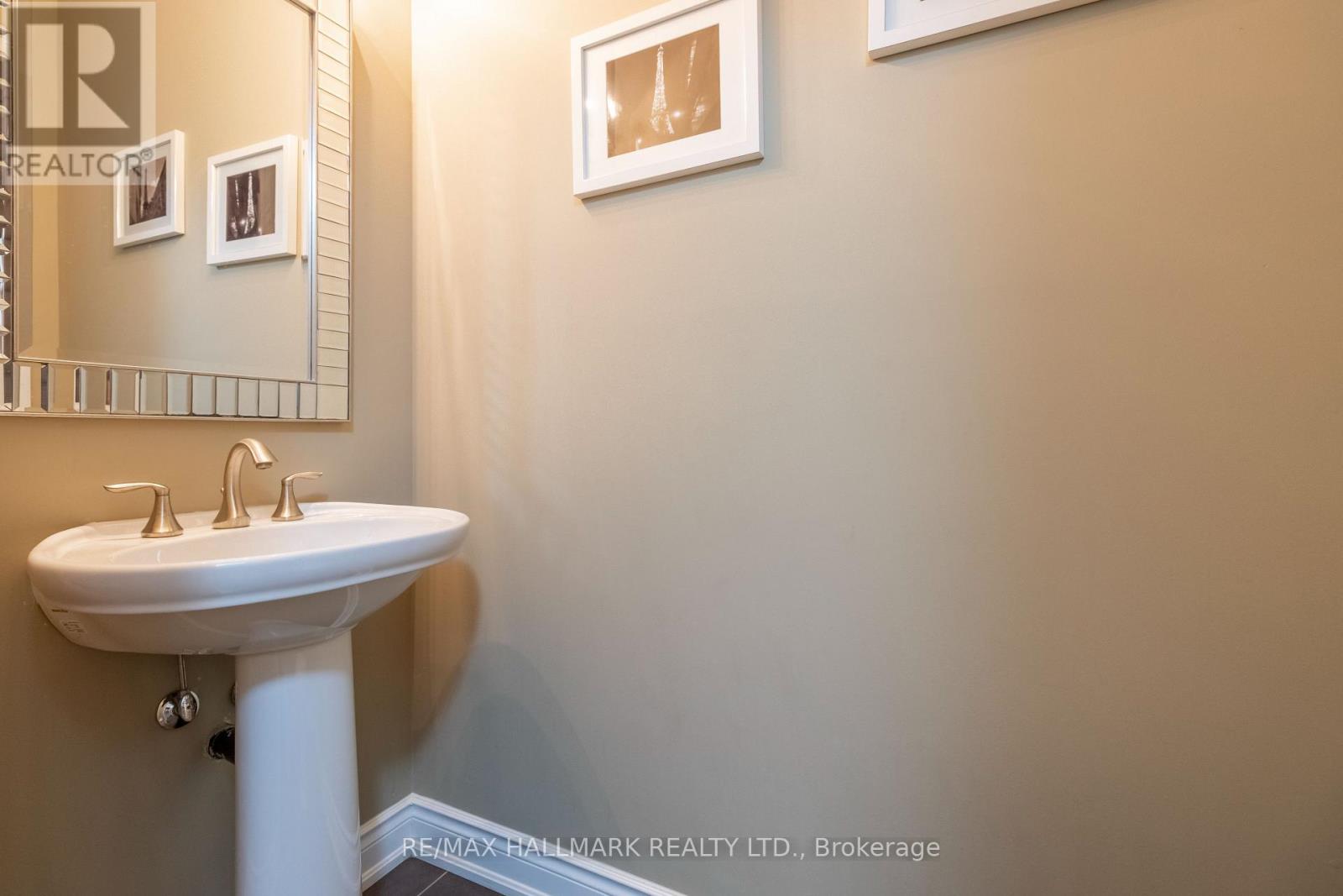 27 Beverton Crescent Property Photo 8
