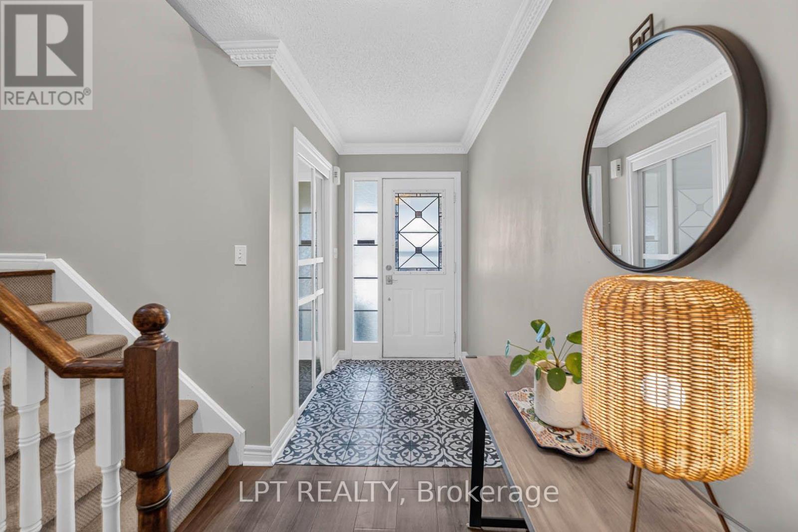 32 Primeau Avenue Property Photo 8