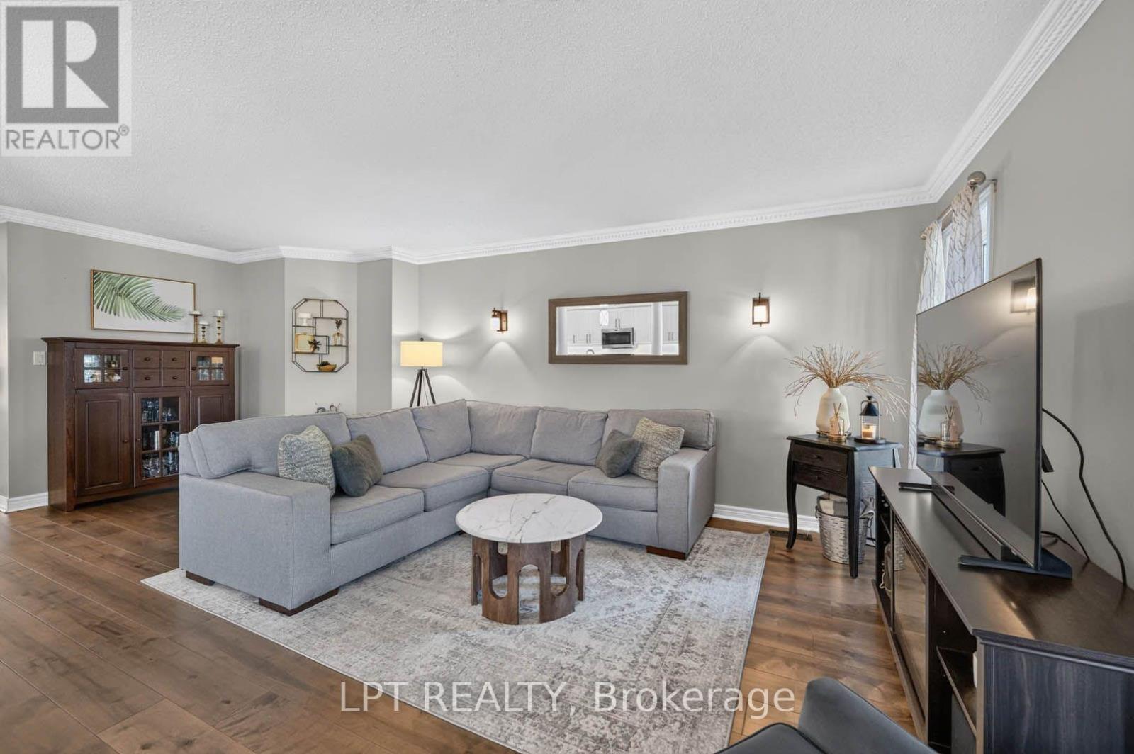 32 Primeau Avenue Property Photo 12