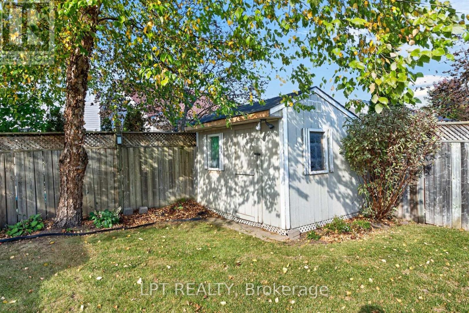 32 Primeau Avenue Property Photo 41