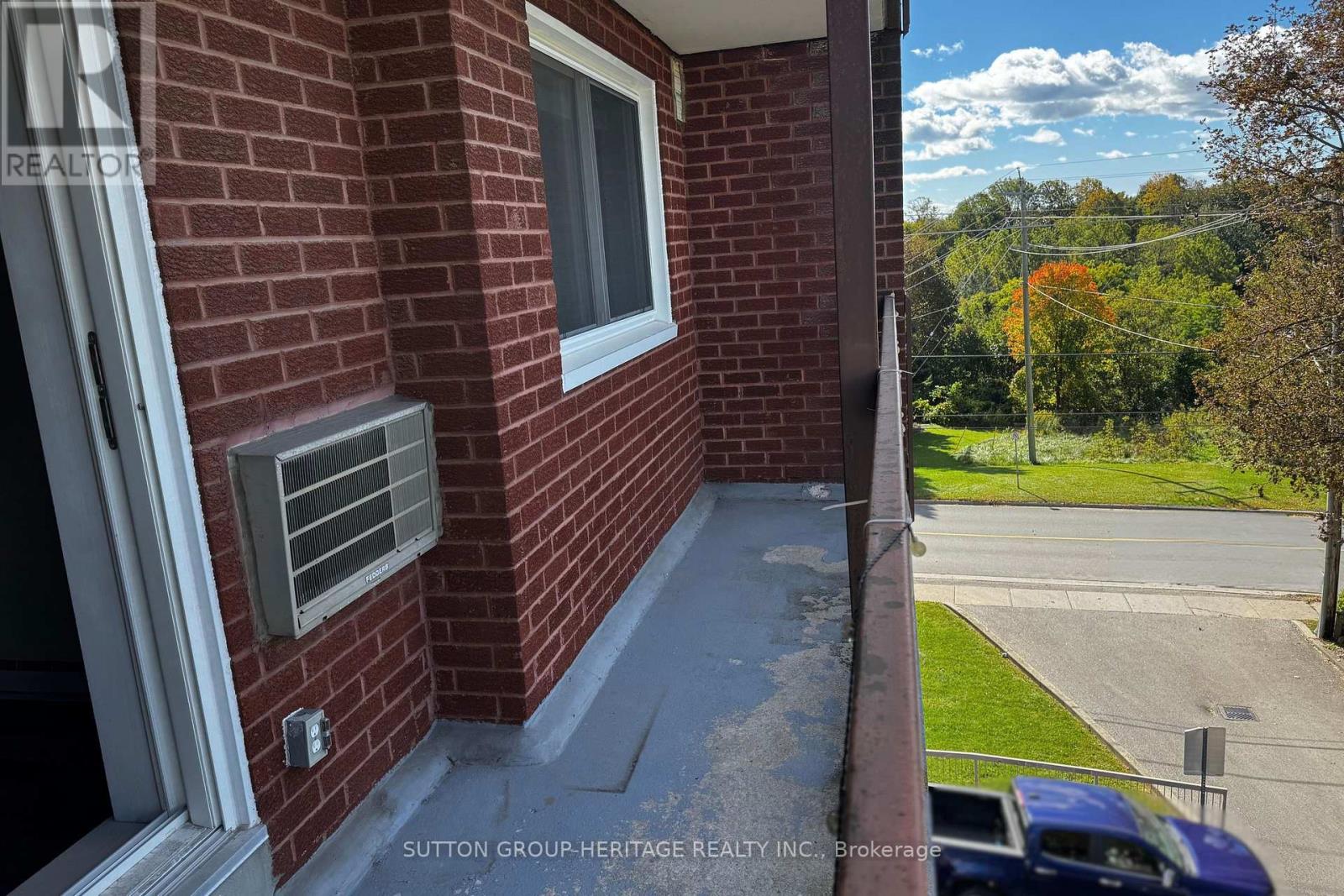 403 - 144 Queen Street W Property Photo 23
