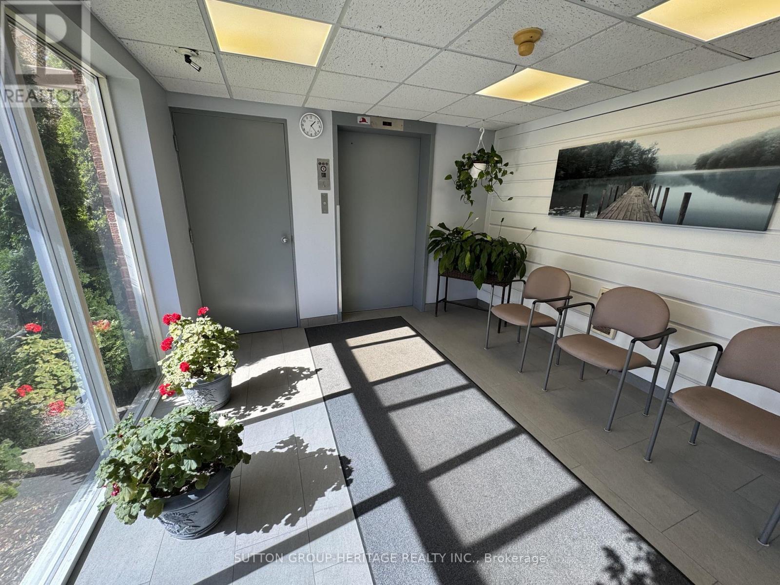 403 - 144 Queen Street W Property Photo 27