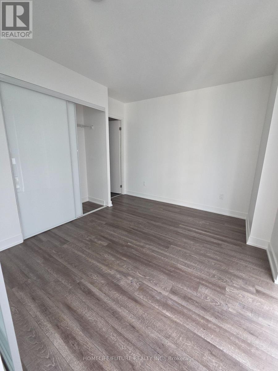 724 - 15 Baseball Place Property Photo 14