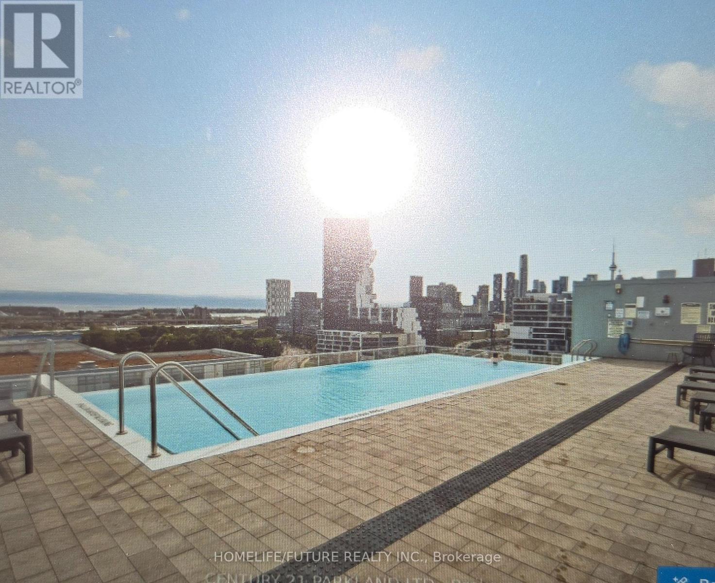 724 - 15 Baseball Place Property Photo 18