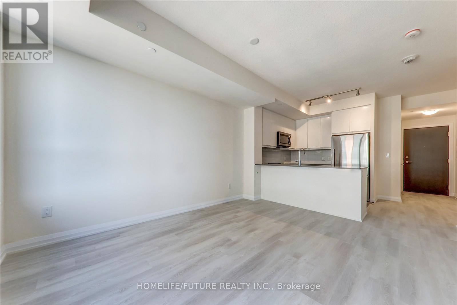 1906 - 3260 Sheppard Avenue E Property Photo 11