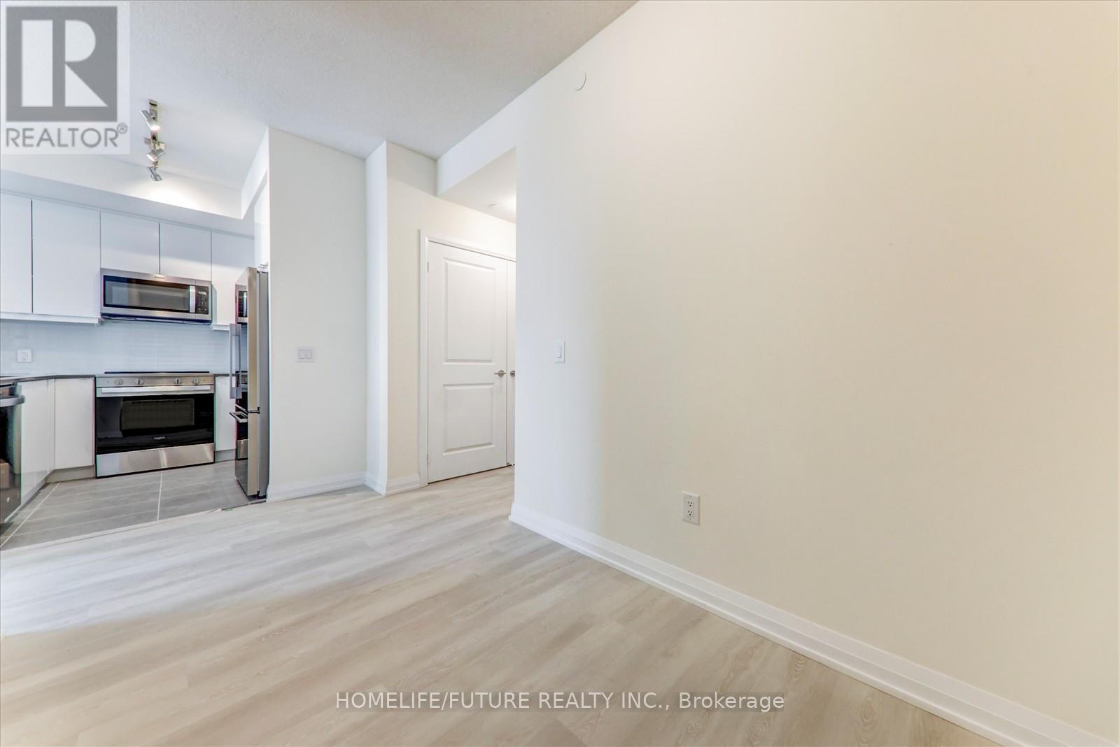 1906 - 3260 Sheppard Avenue E Property Photo 17