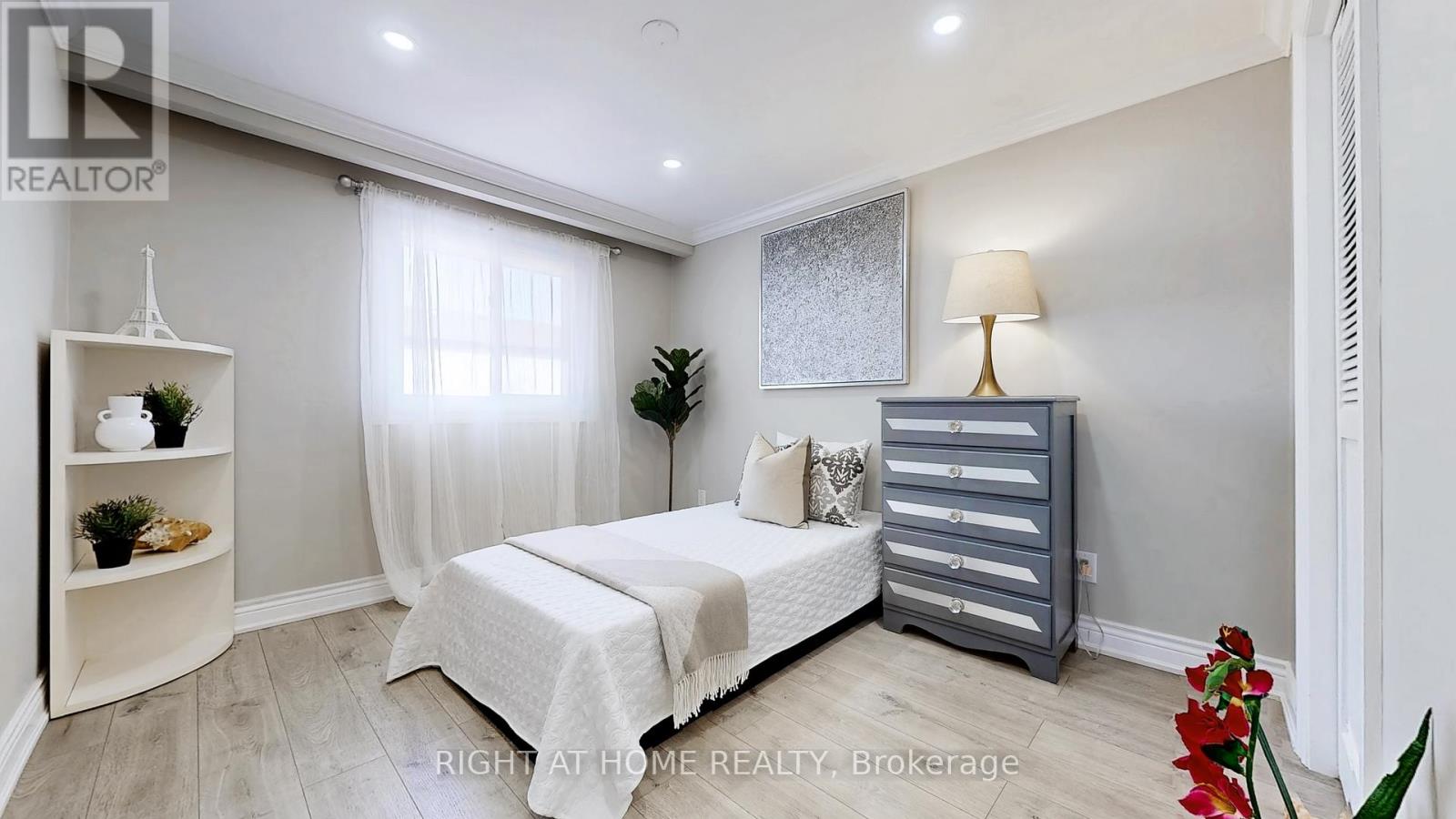 12a Kenmore Avenue Property Photo 20