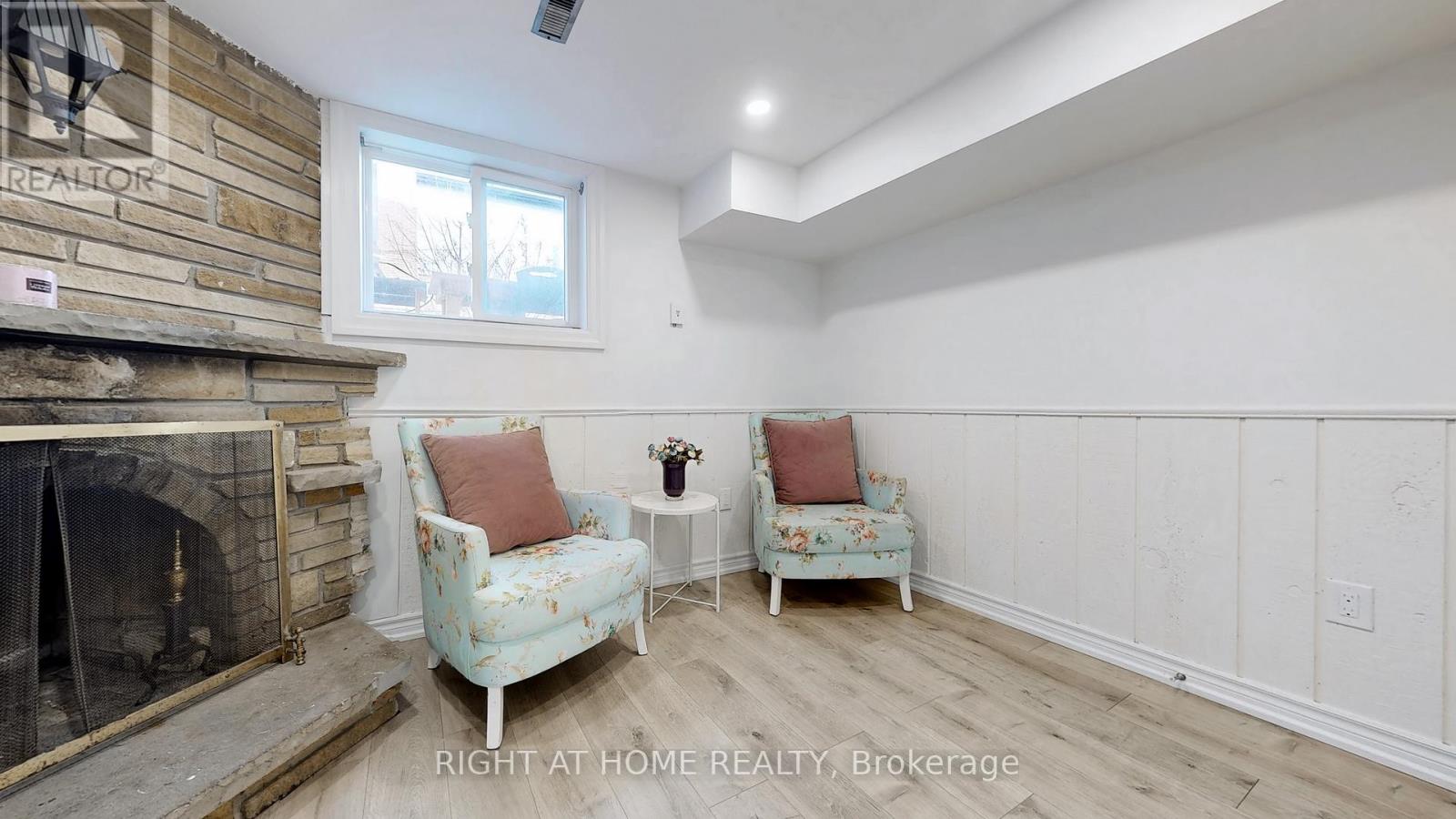 12a Kenmore Avenue Property Photo 30