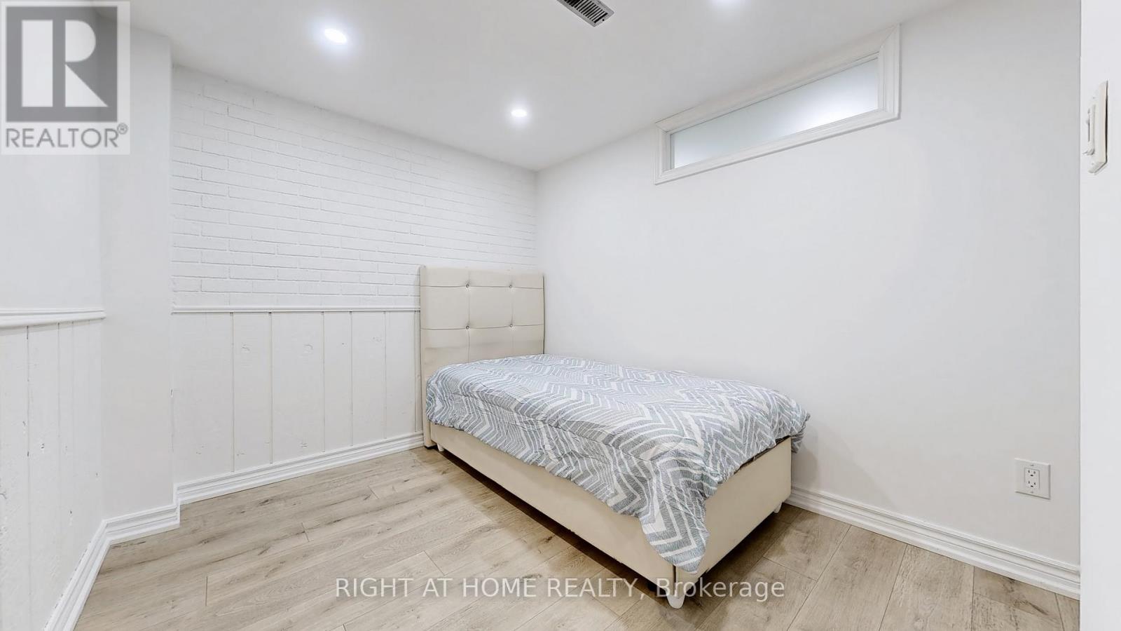 12a Kenmore Avenue Property Photo 33