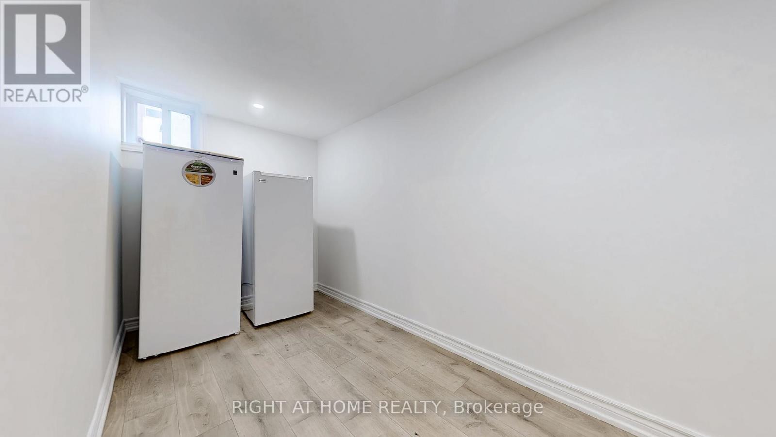 12a Kenmore Avenue Property Photo 36