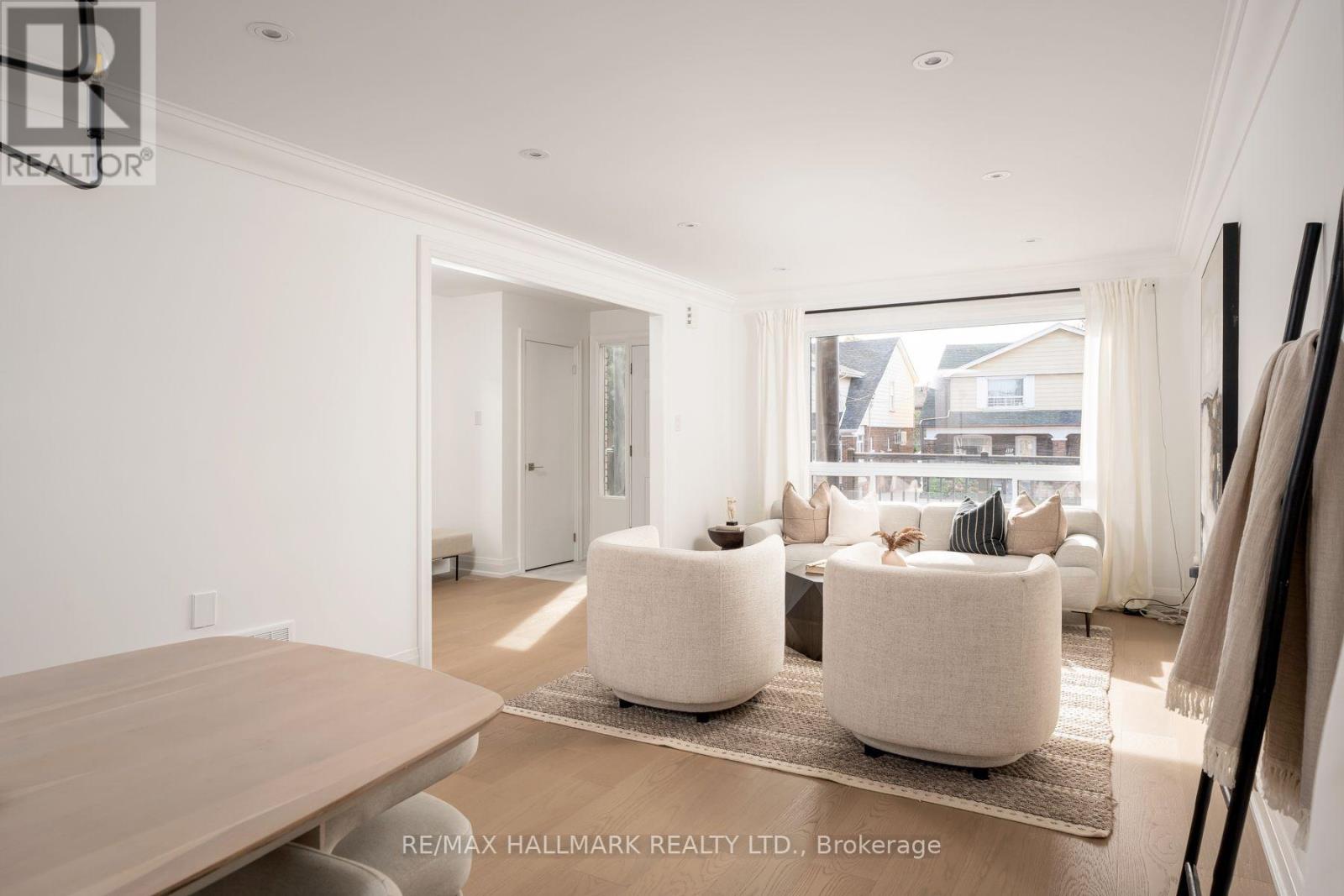226 A Mortimer Avenue Property Photo 6