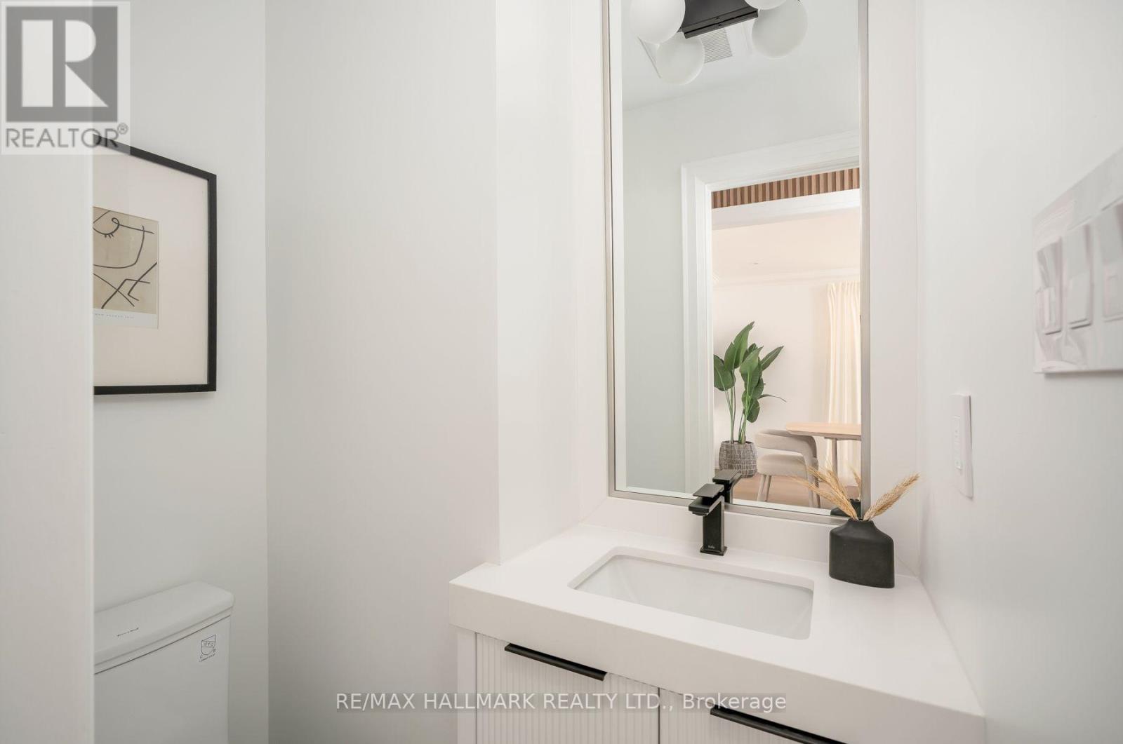 226 A Mortimer Avenue Property Photo 13