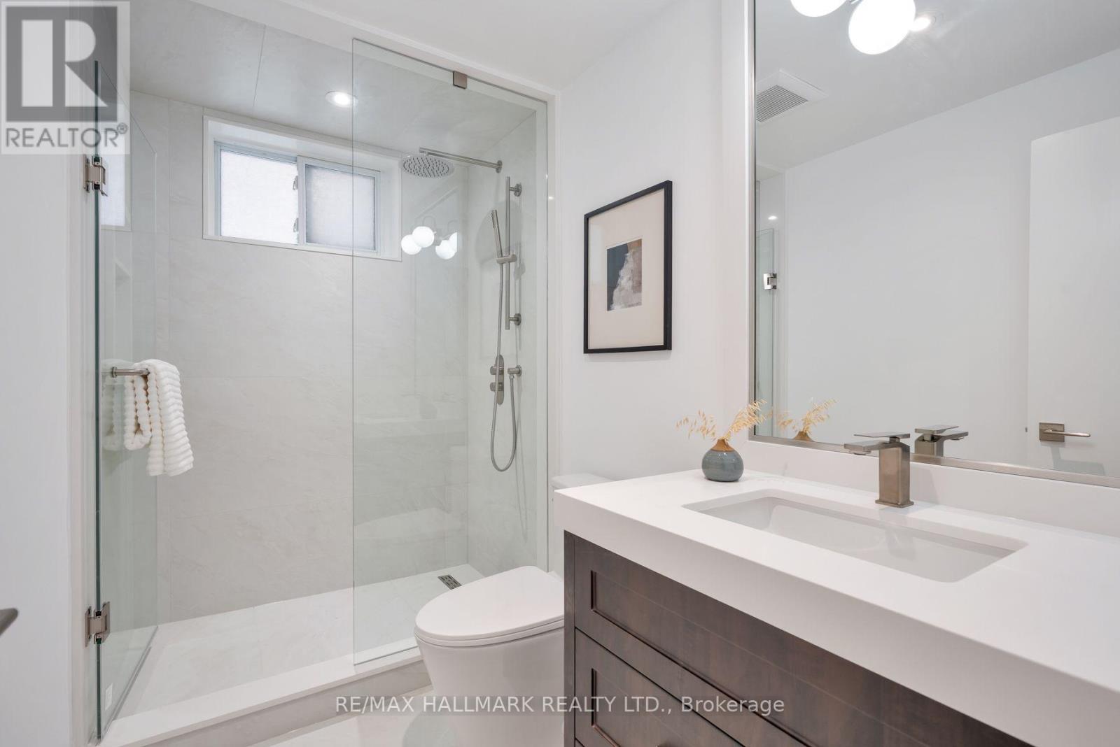226 A Mortimer Avenue Property Photo 39