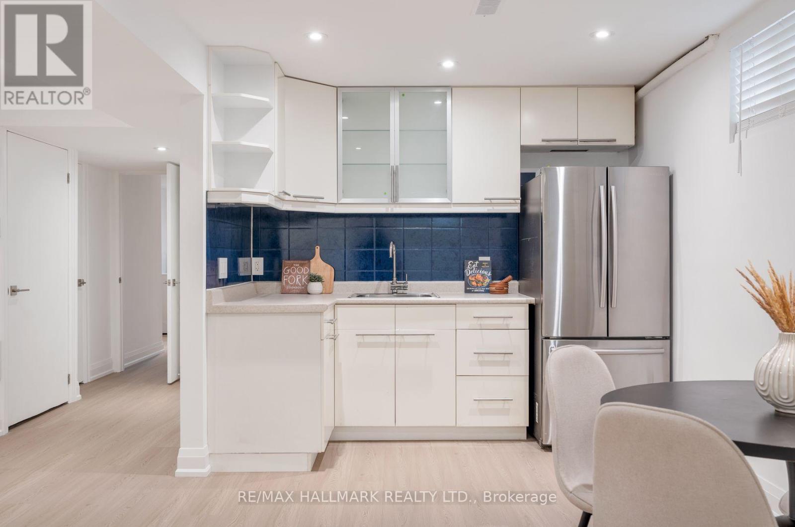 226 A Mortimer Avenue Property Photo 42