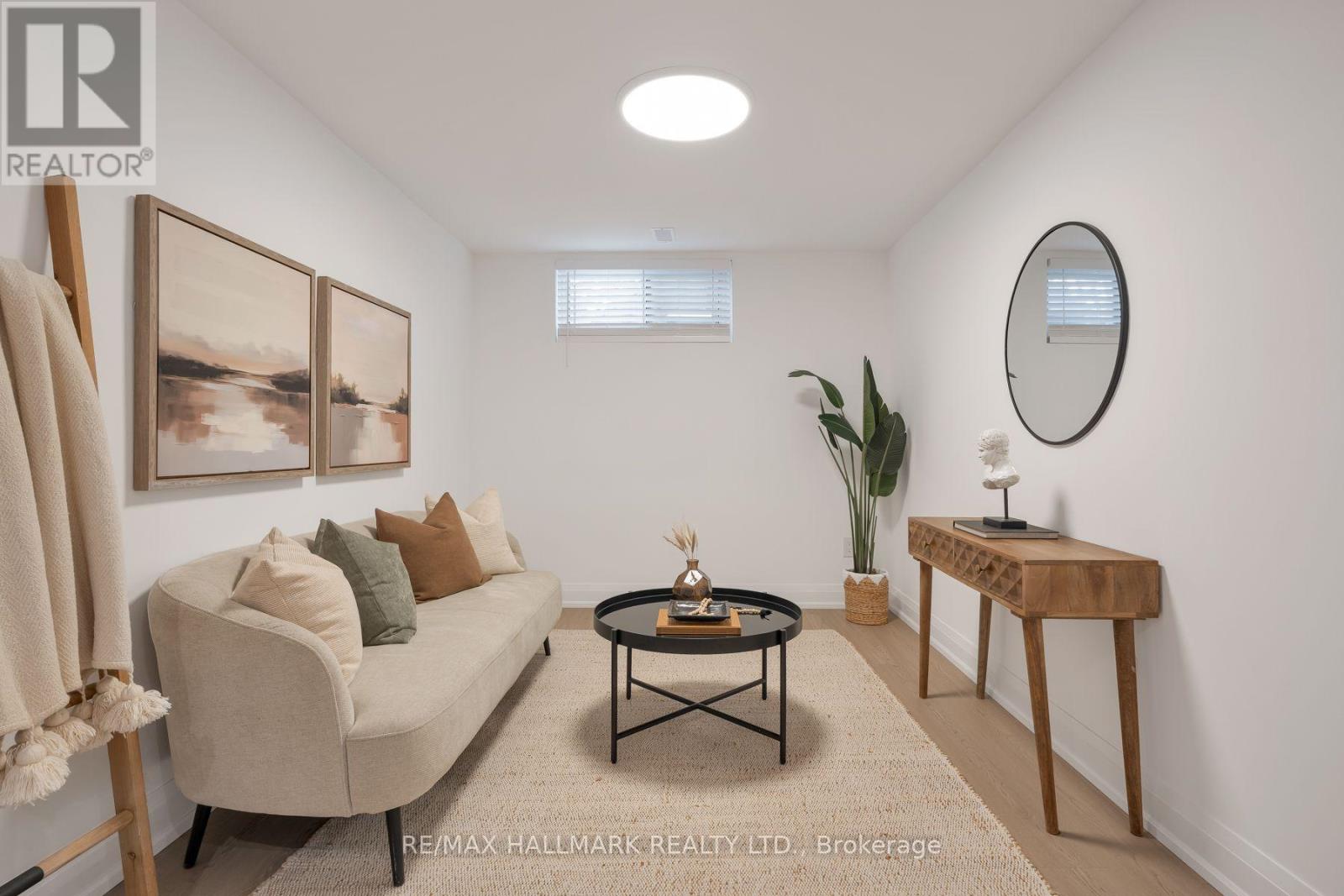 226 A Mortimer Avenue Property Photo 44