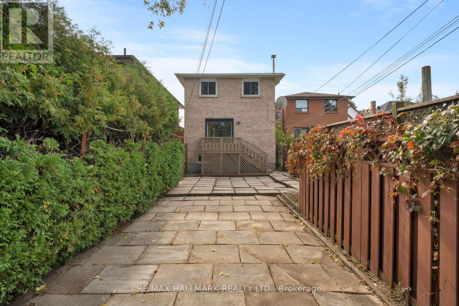 226 A Mortimer Avenue Property Photo 49