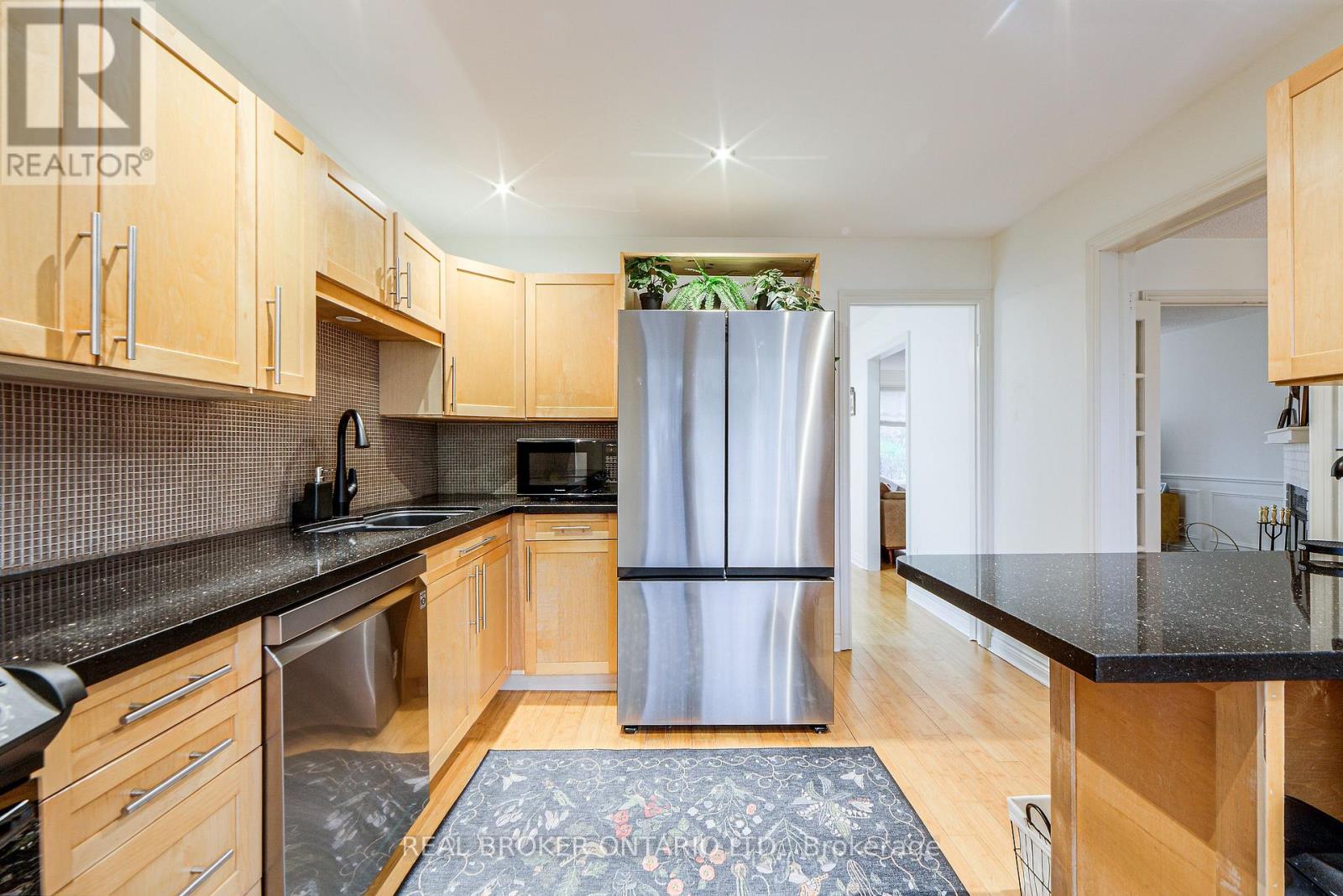 6 - 45 Birchmount Road Property Photo 19