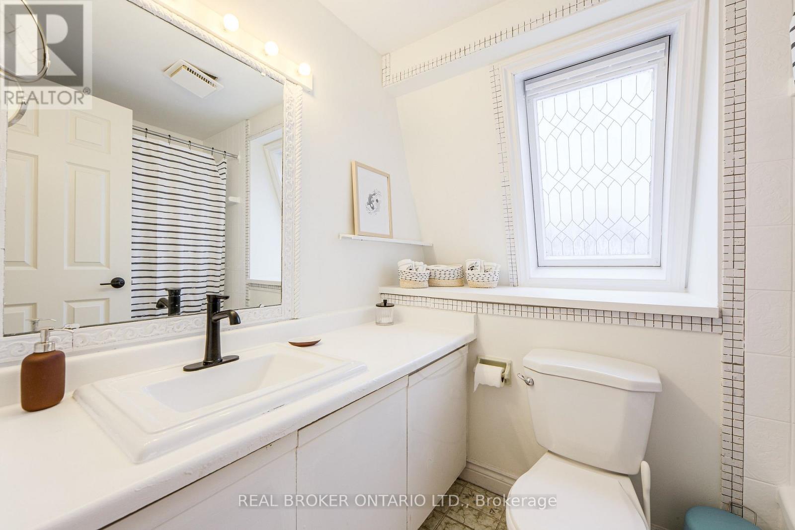 6 - 45 Birchmount Road Property Photo 31