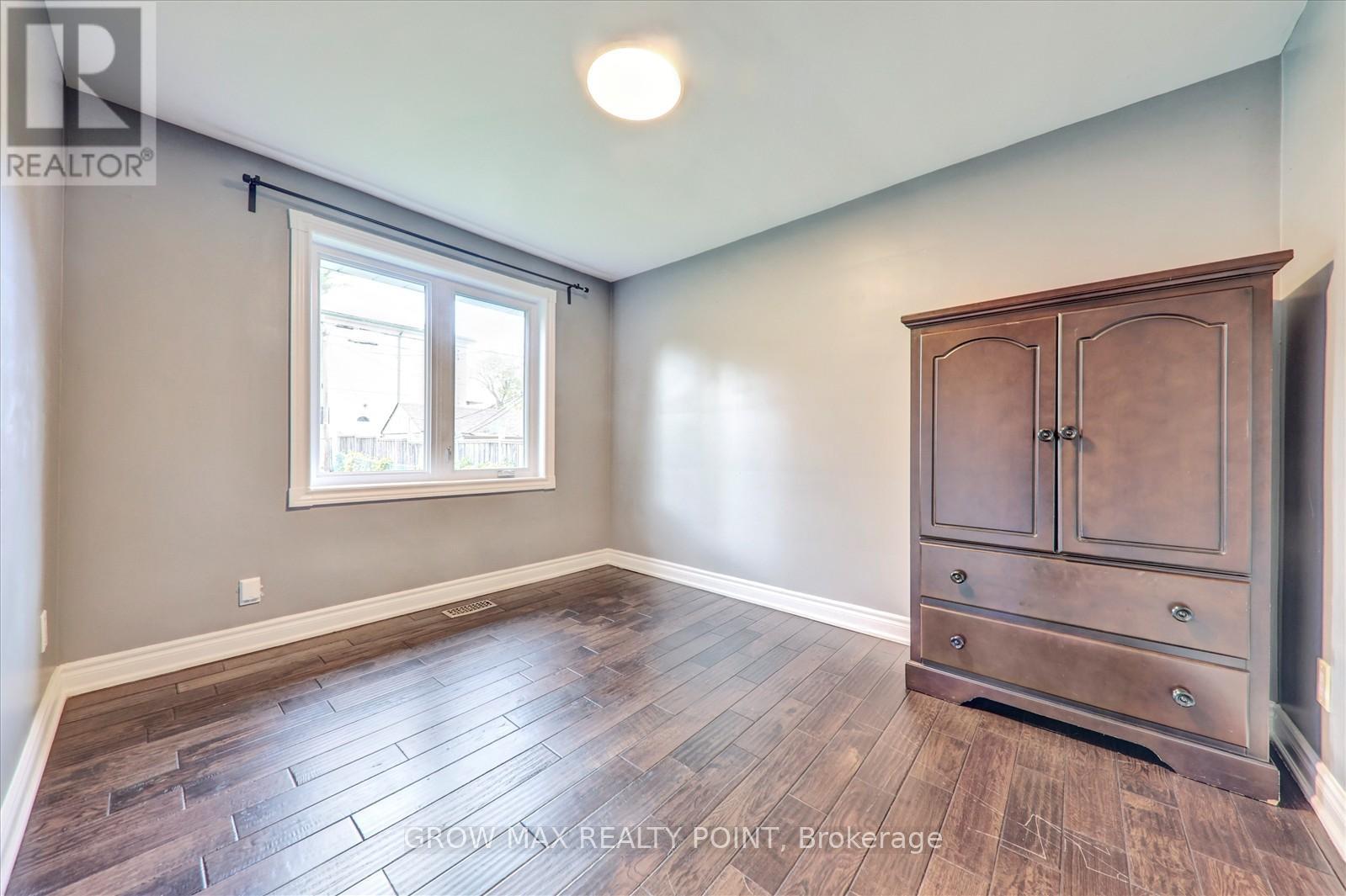 Upper - 184 Canlish Road E Property Photo 20