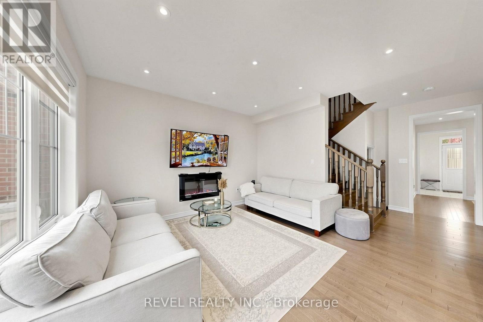 6 Dumaine Street Property Photo 7