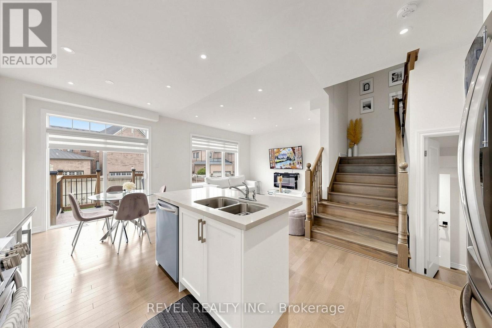 6 Dumaine Street Property Photo 11