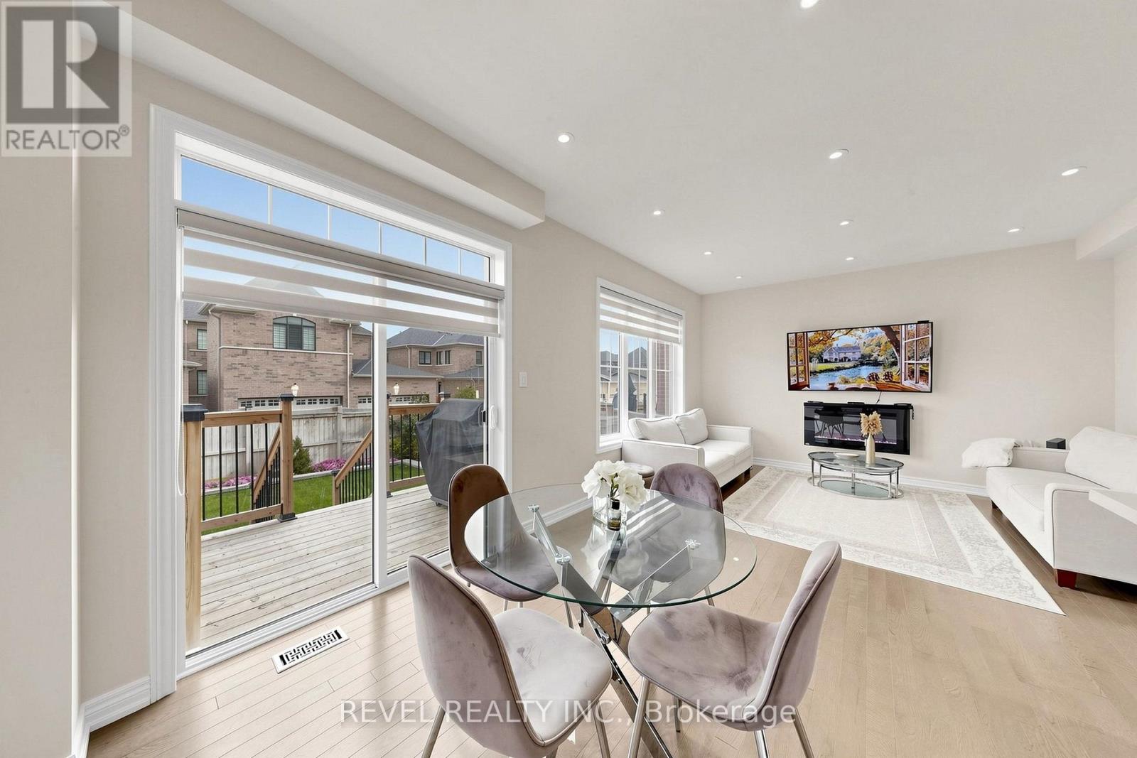 6 Dumaine Street Property Photo 15