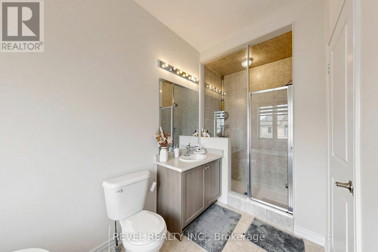 6 Dumaine Street Property Photo 33