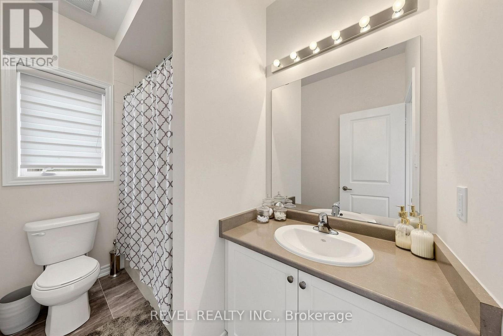 6 Dumaine Street Property Photo 39