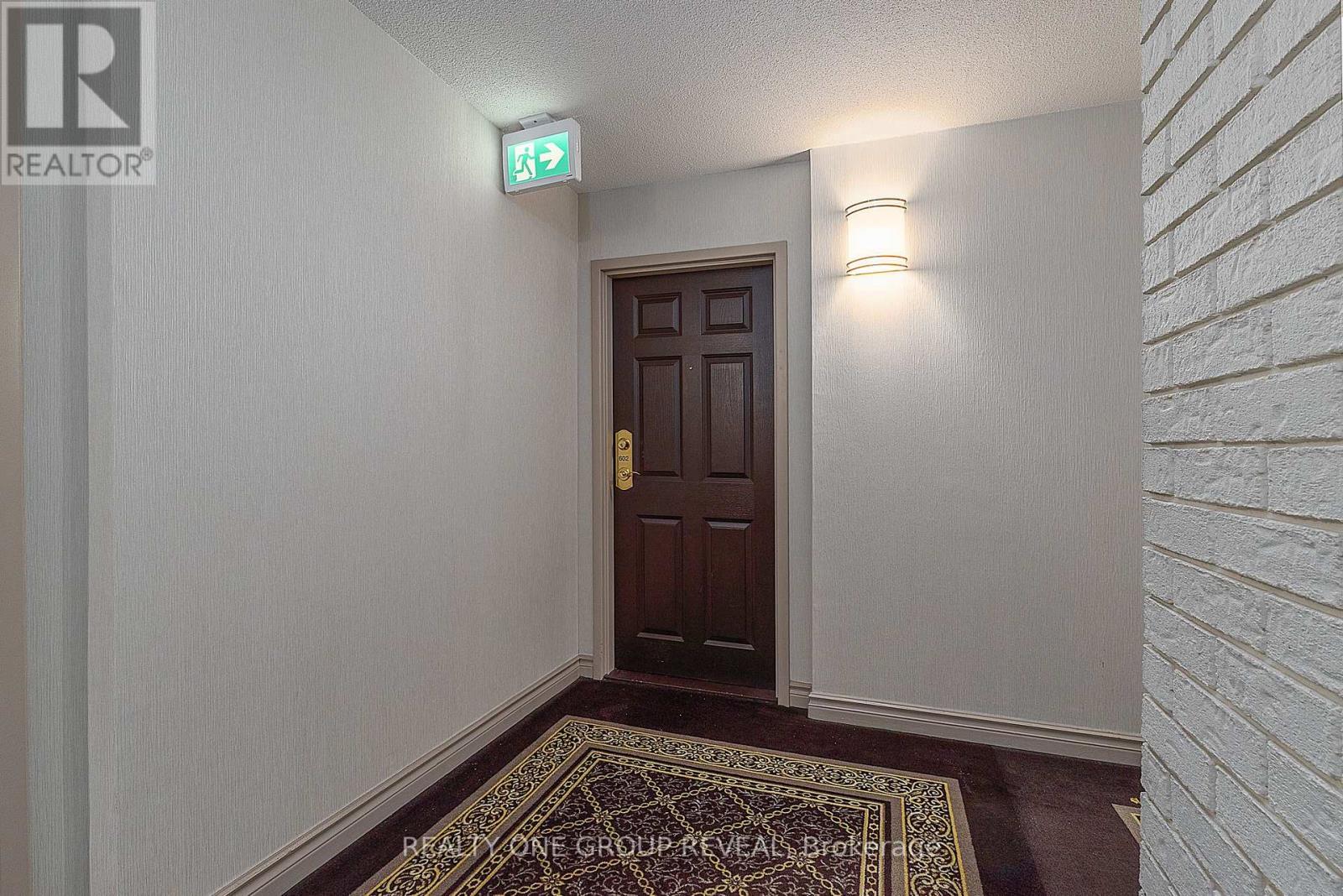 602 - 2 Westney Road N Property Photo 5