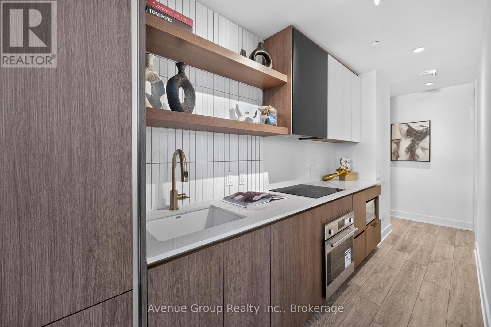 501 - 1285 Queen Street E Property Photo 10