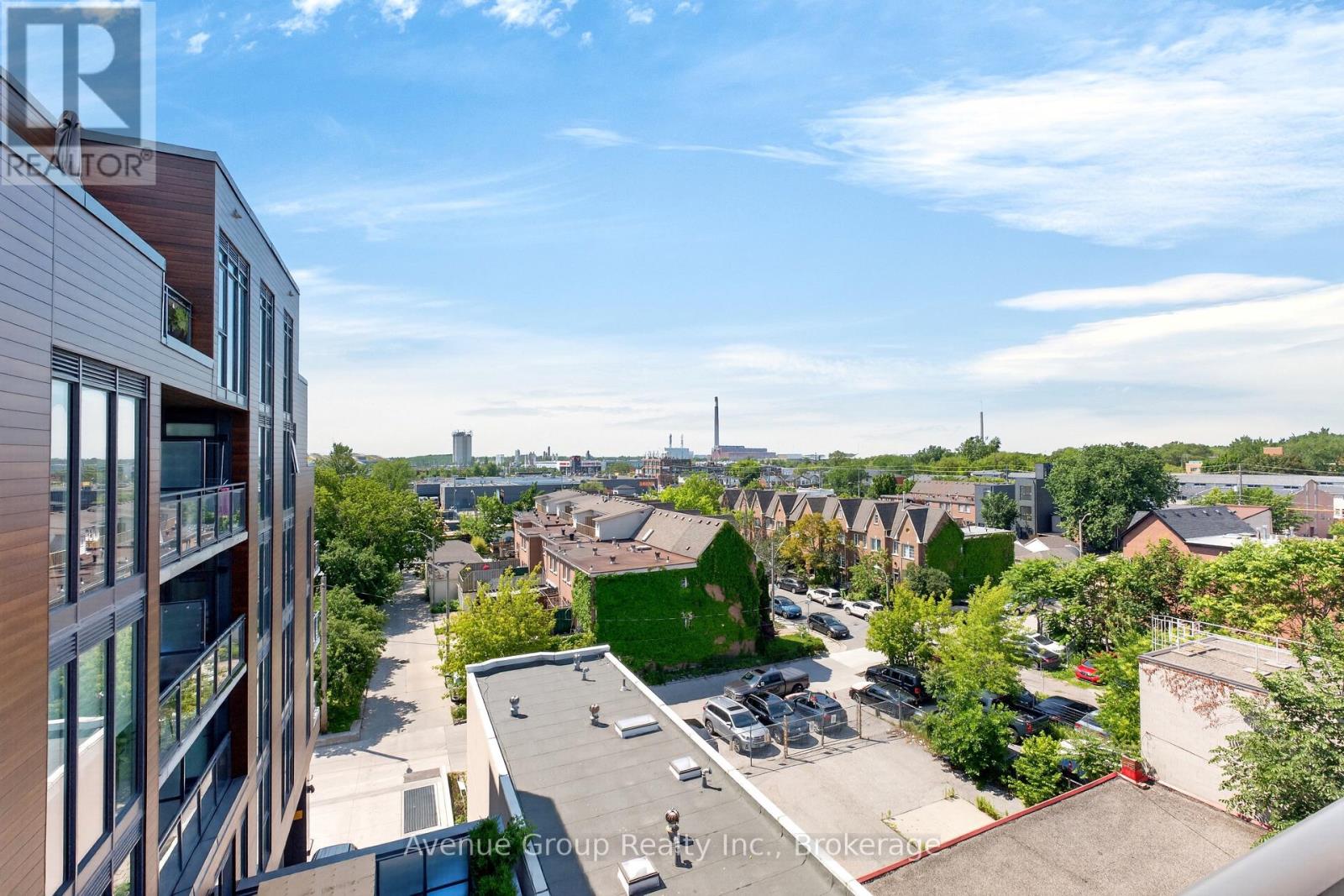 501 - 1285 Queen Street E Property Photo 21