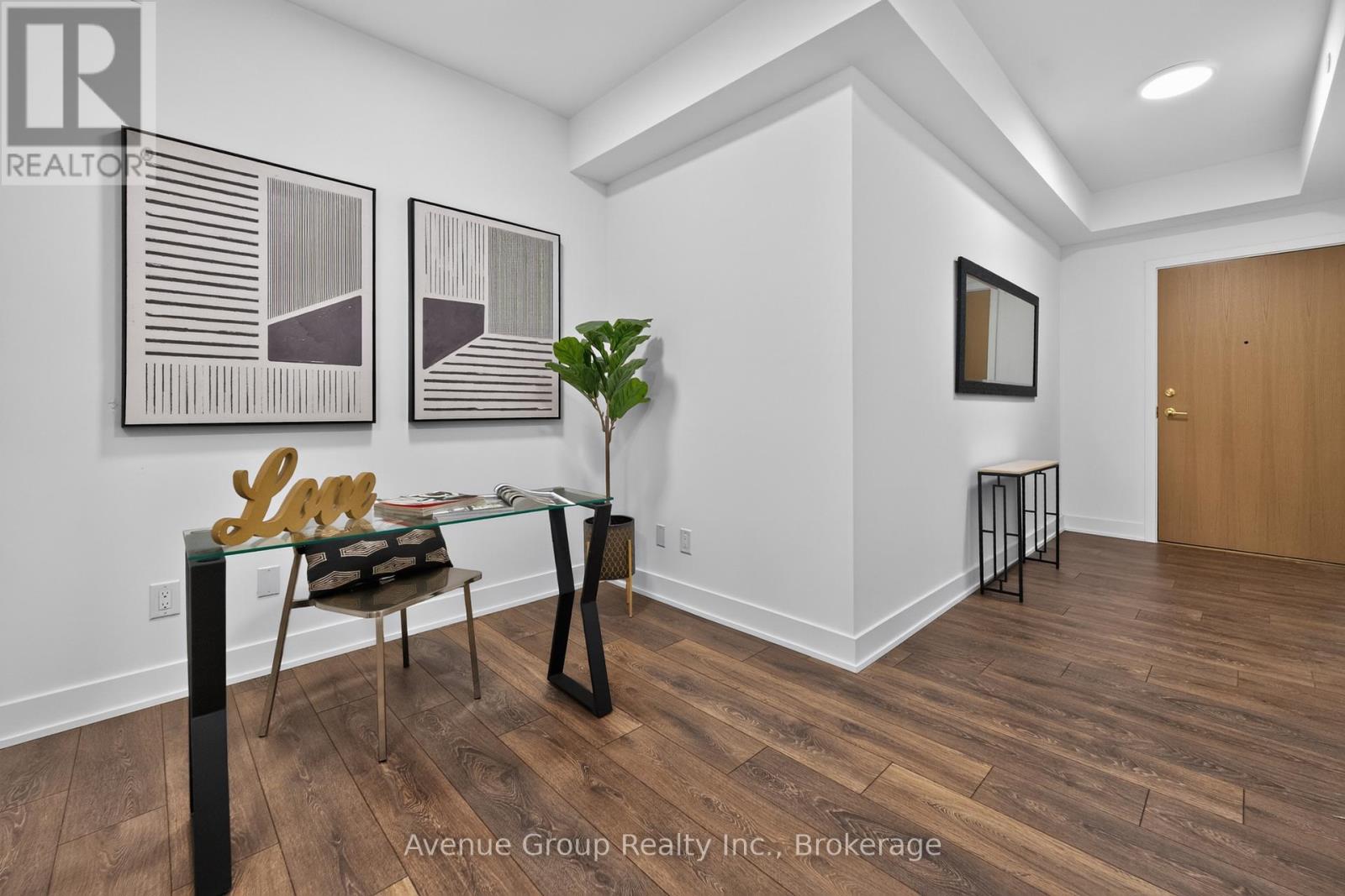 202 - 1285 Queen Street E Property Photo 11