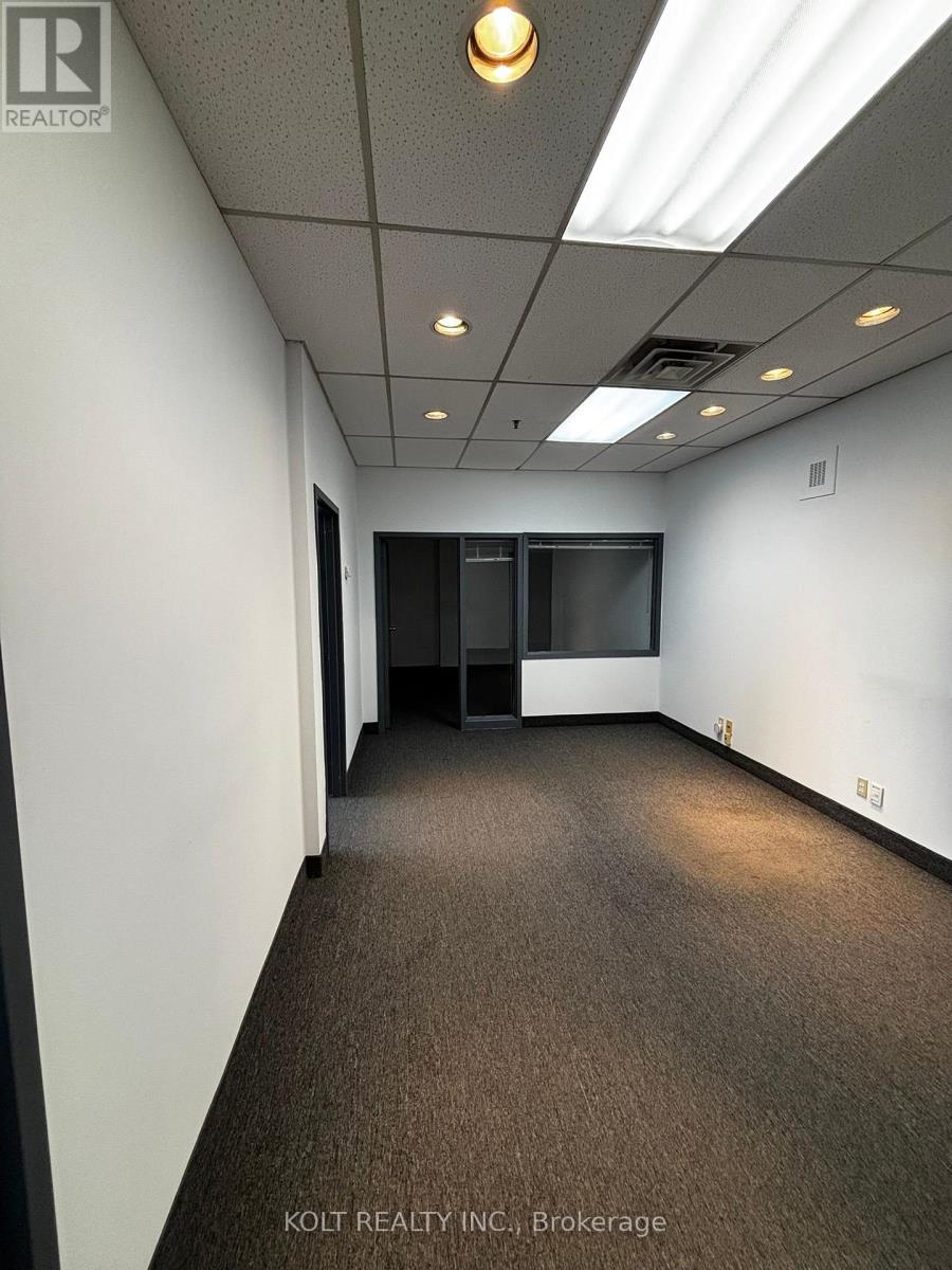 Unit 6 - 931 Progress Avenue Property Photo 4