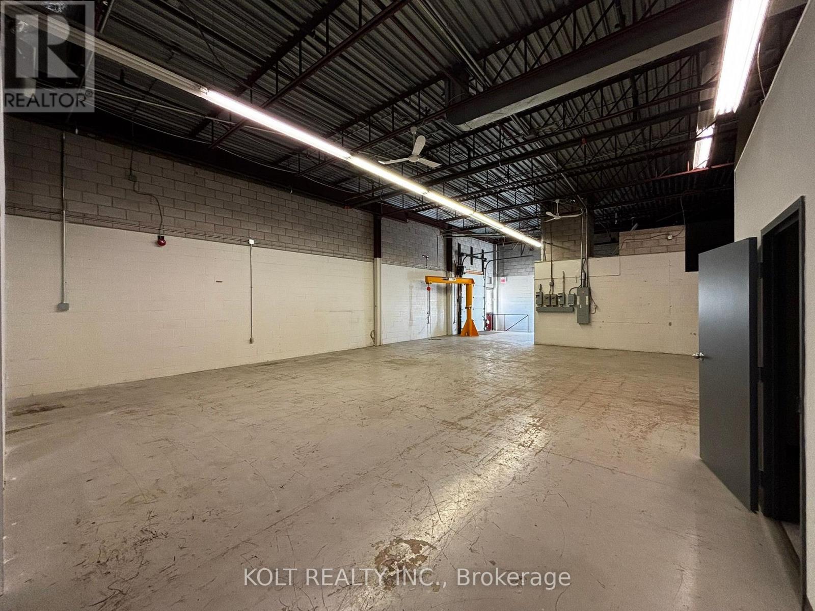 Unit 6 - 931 Progress Avenue Property Photo 10
