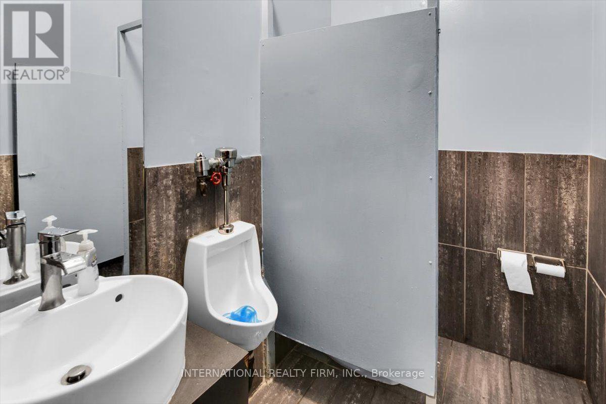 783 Danforth Avenue Property Photo 8