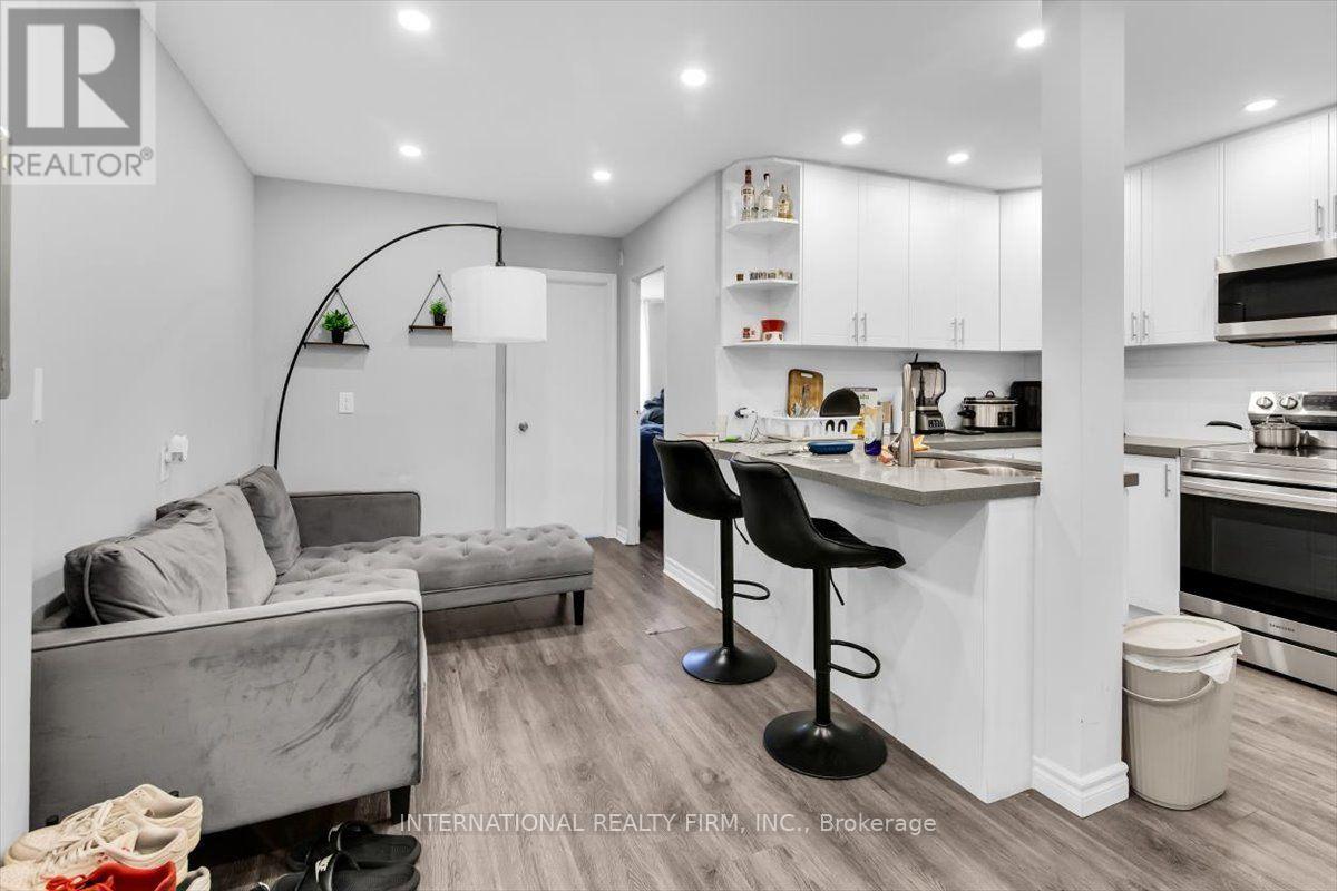783 Danforth Avenue Property Photo 18