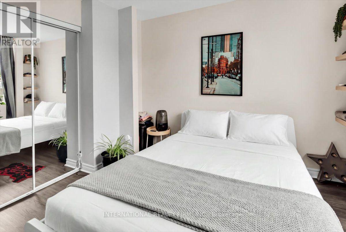 783 Danforth Avenue Property Photo 24