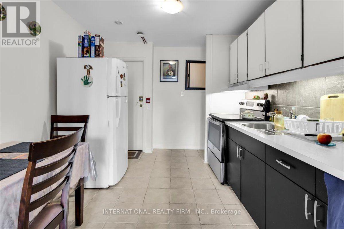 783 Danforth Avenue Property Photo 25