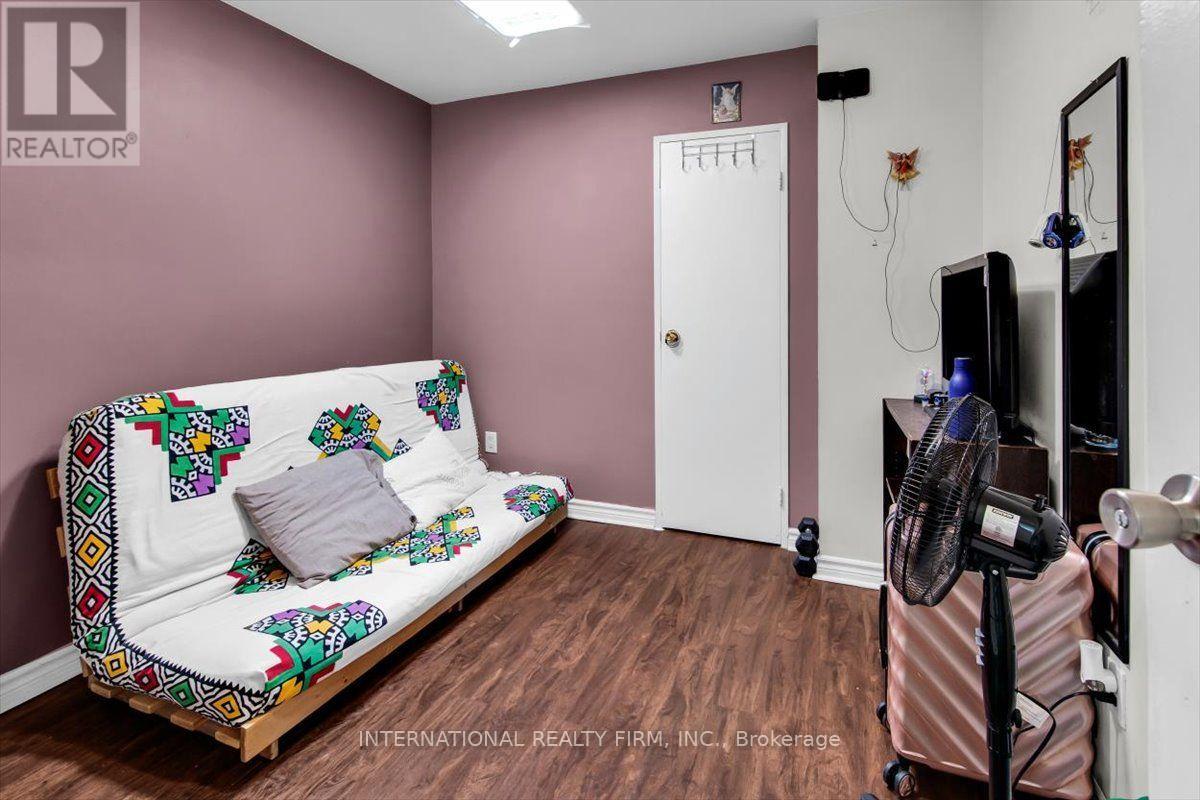 783 Danforth Avenue Property Photo 30