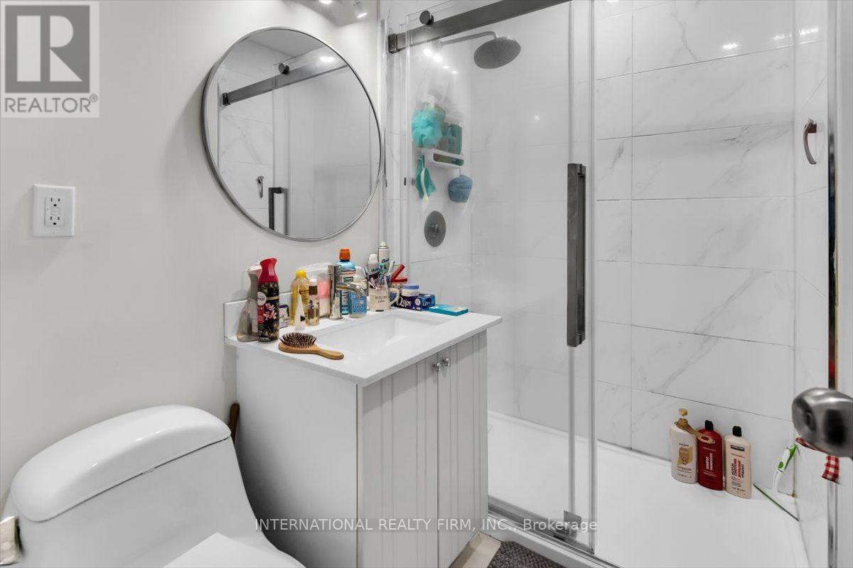 783 Danforth Avenue Property Photo 33