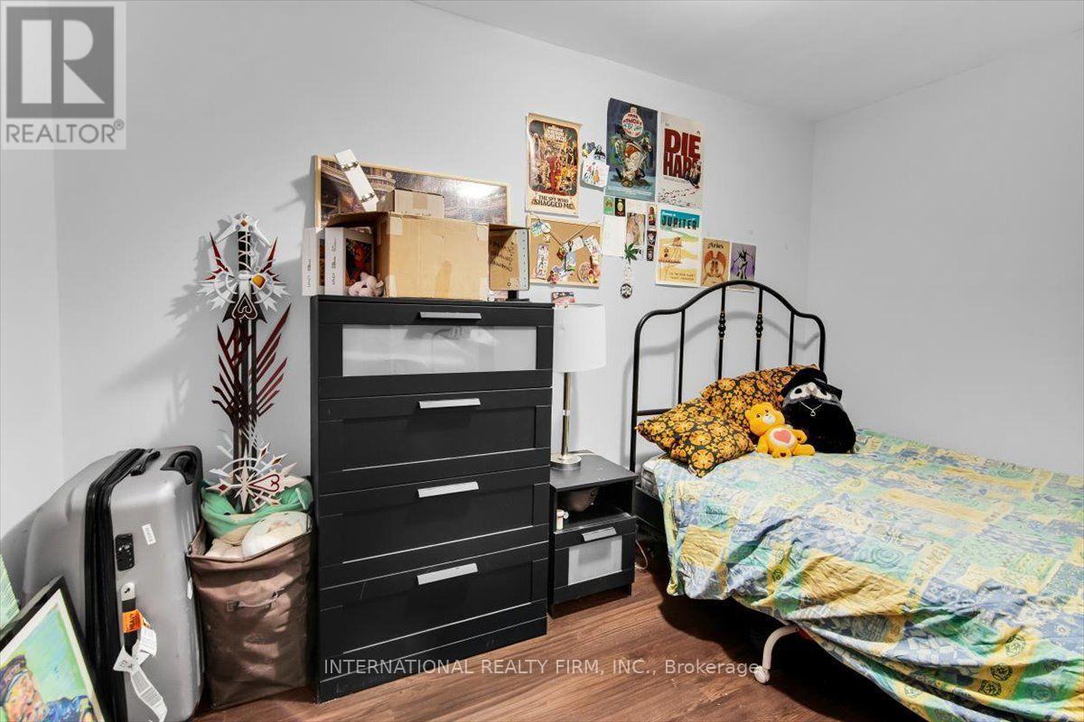 783 Danforth Avenue Property Photo 34